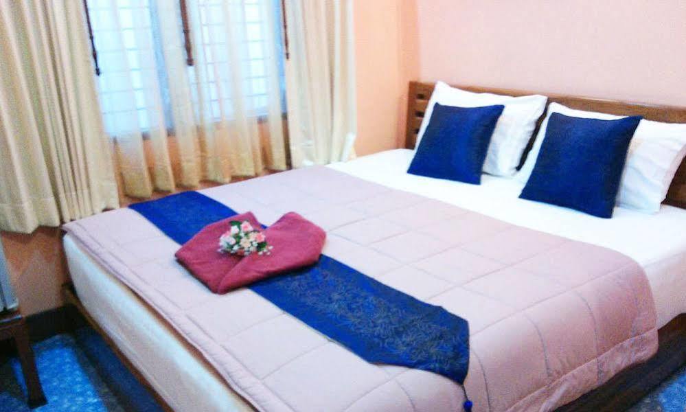 Hotel Tara Raft Kanchanaburi Zewnętrze zdjęcie