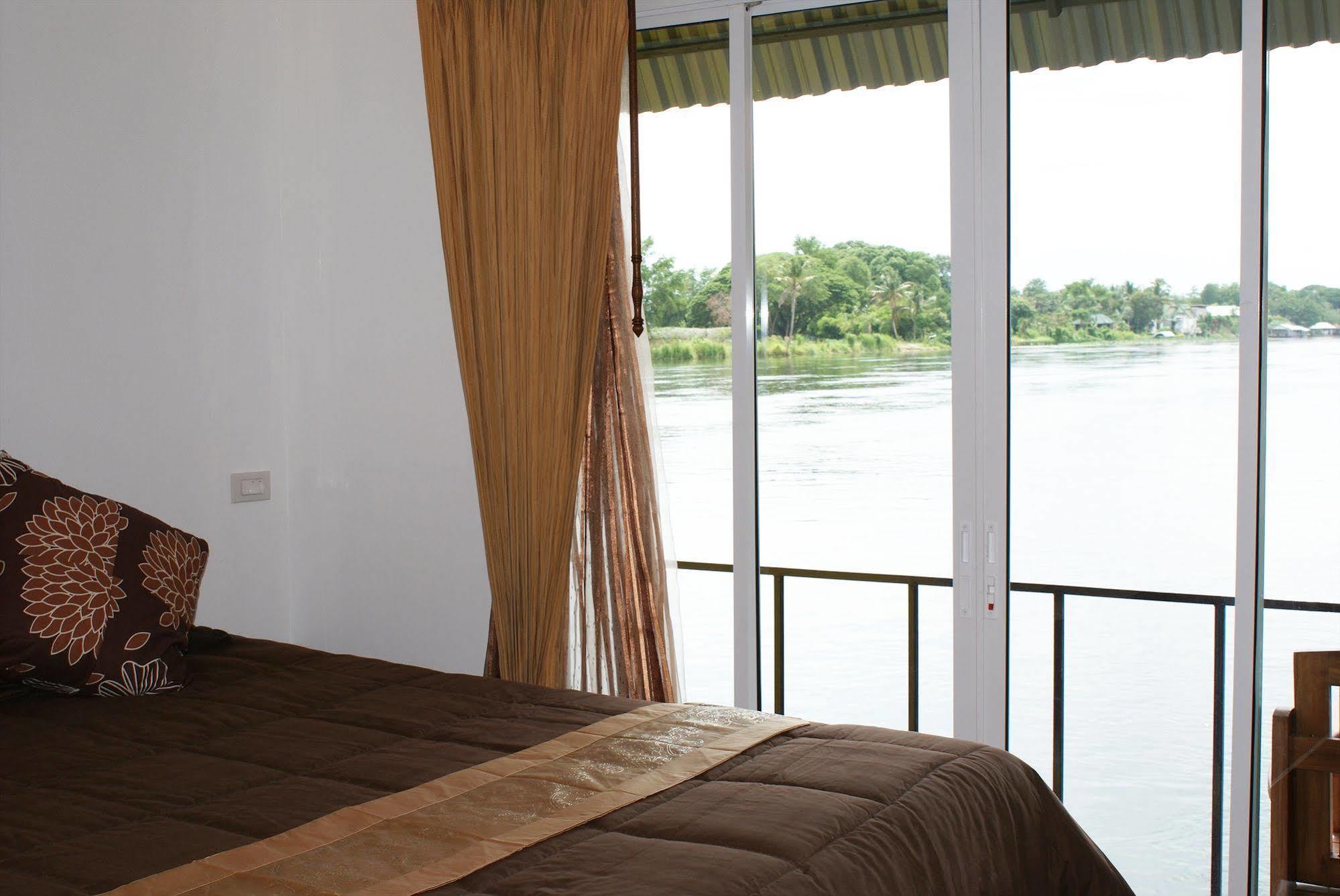 Hotel Tara Raft Kanchanaburi Zewnętrze zdjęcie
